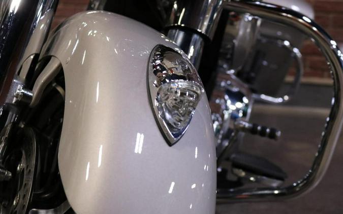 2022 Indian Motorcycle® Chieftain® Limited Silver Quartz Metallic