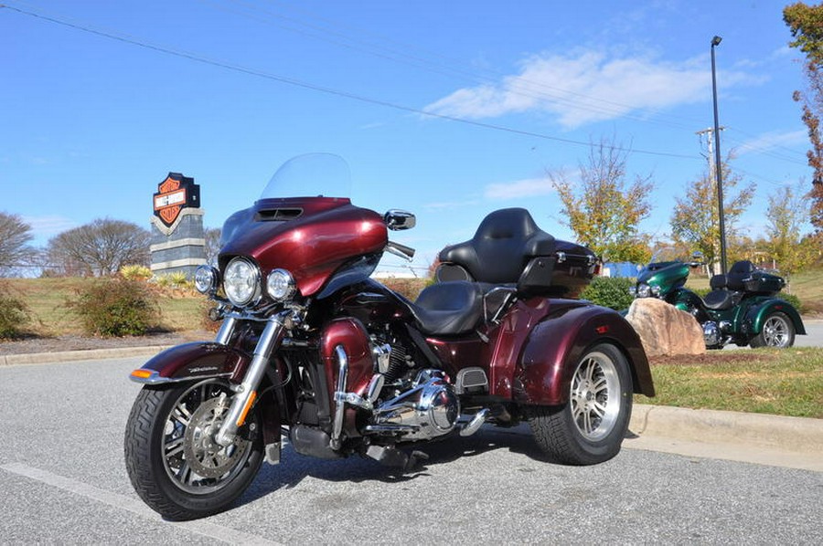 2019 Harley-Davidson® FLHTCUTG - Tri Glide® Ultra