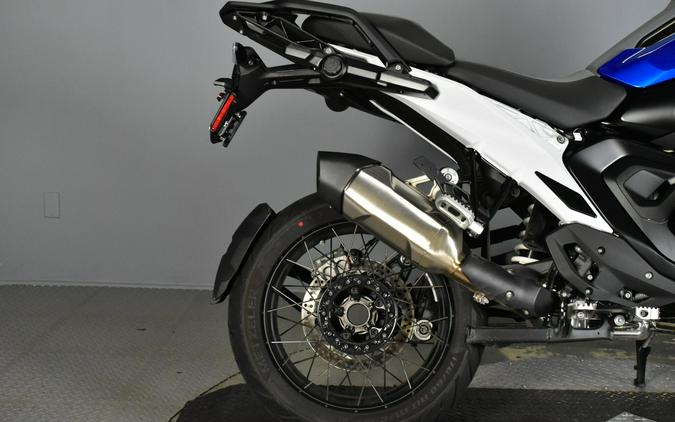 2025 BMW Motorrad R 1300 GS Adventure Racing Blue Metallic