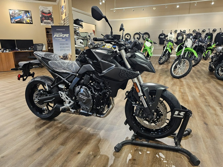 2023 Suzuki GSX 8S