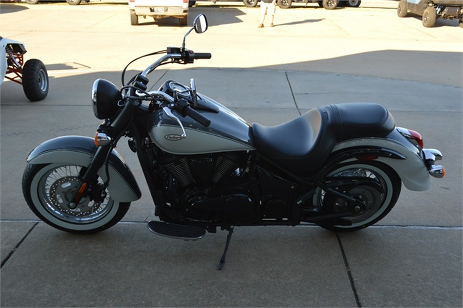 2024 Kawasaki Vulcan 900 Classic