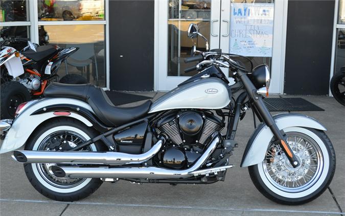 2024 Kawasaki Vulcan 900 Classic