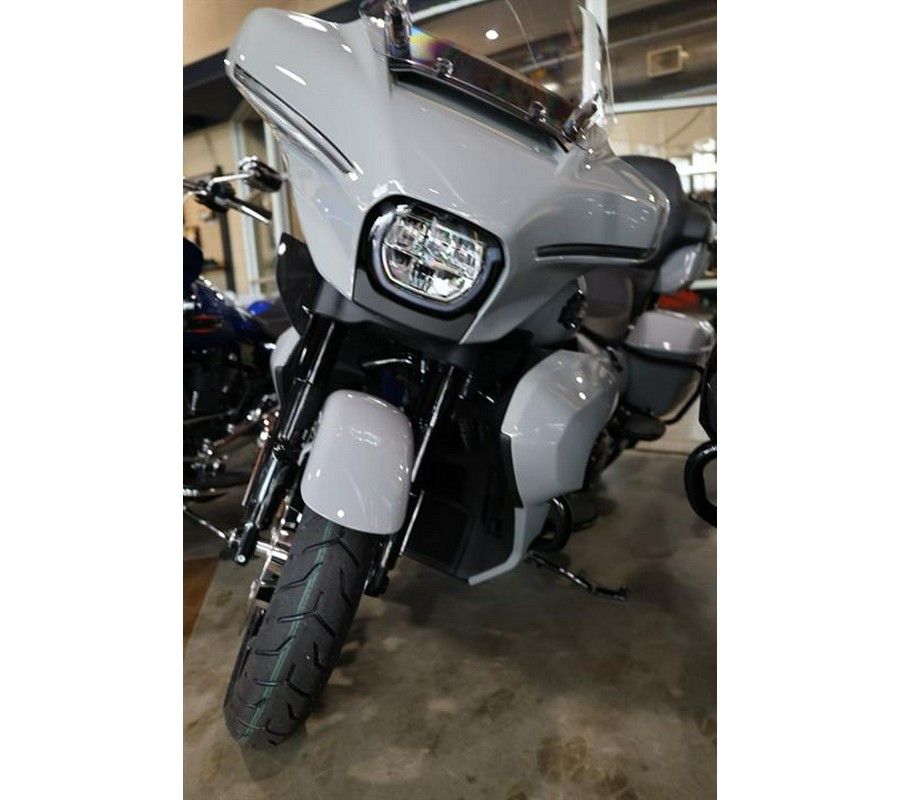 2025 Harley-Davidson Street Glide® Ultra