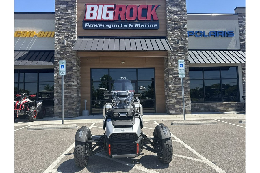 2025 Can-Am CANYON XT