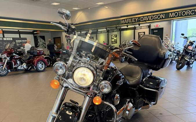2015 Harley-Davidson Road King FLHR
