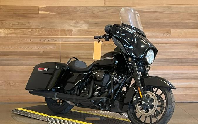 2018 Harley-Davidson Street Glide® Special