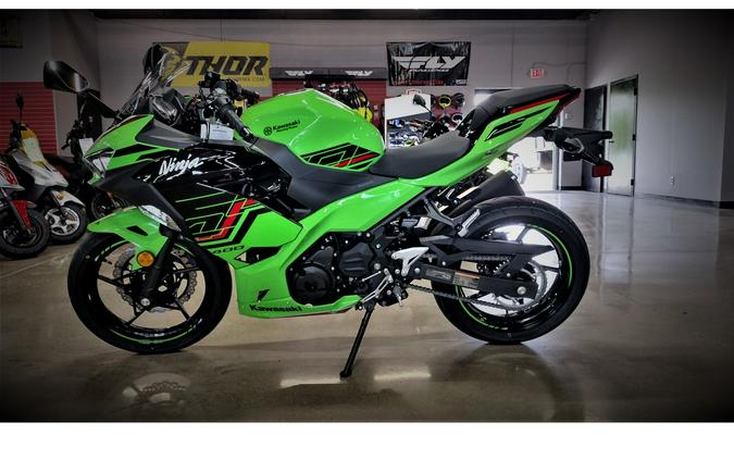 2023 Kawasaki Ninja® 400 ABS KRT Edition