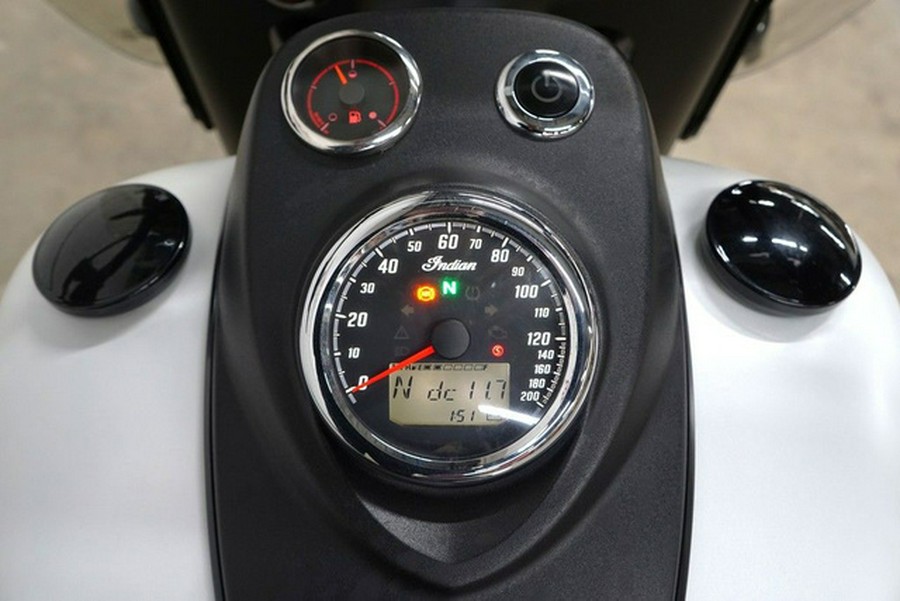 2019 Indian Springfield Dark Horse White Smoke