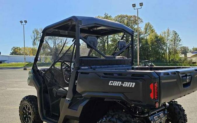 2025 Can-Am® Defender DPS HD7 Compass Green