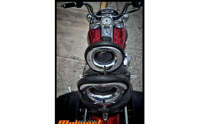 2006 ROAD KING CLASSIC - Harley-Davidson®