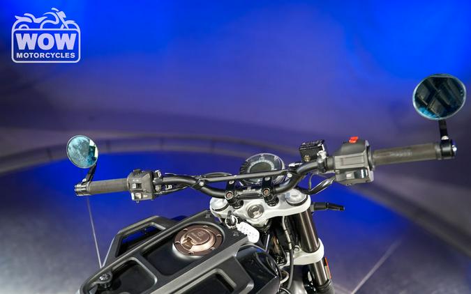 2019 Husqvarna® SVARTPILEN 401