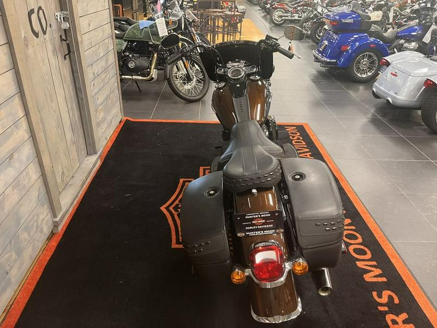 2019 Harley-Davidson® FLHCS - Heritage Classic 114