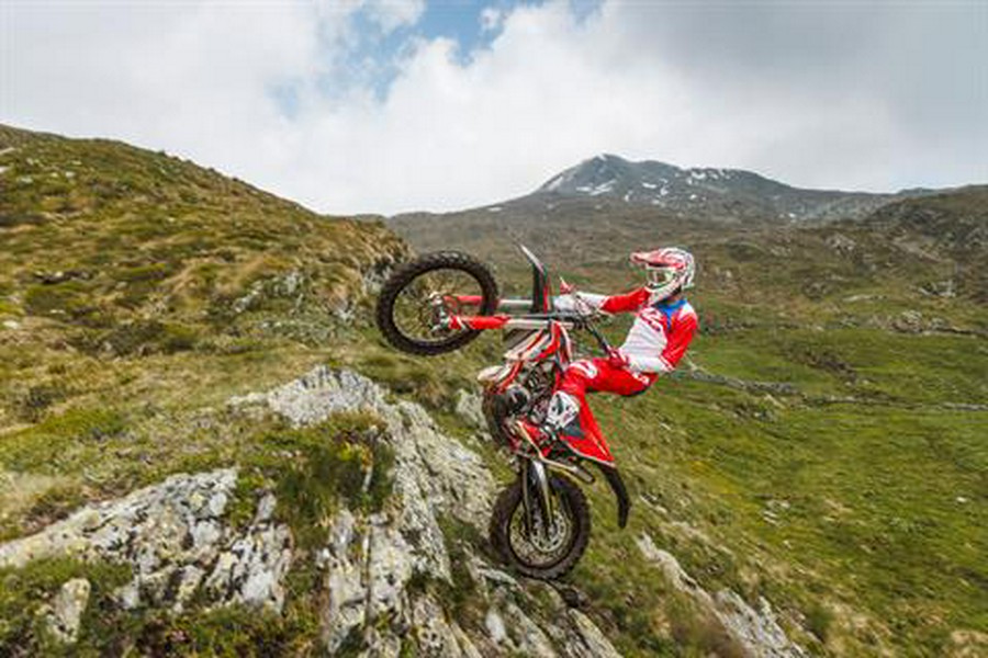 2026 Beta 300 Xtrainer