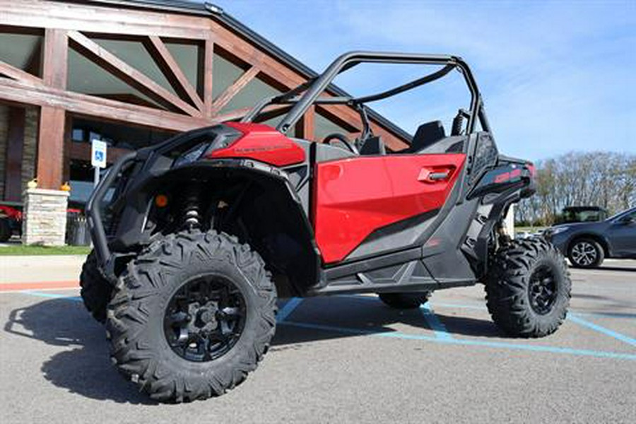 2024 Can-Am Maverick Sport DPS