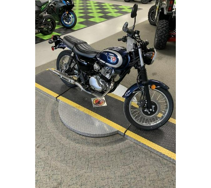 2025 Kawasaki W230 ABS