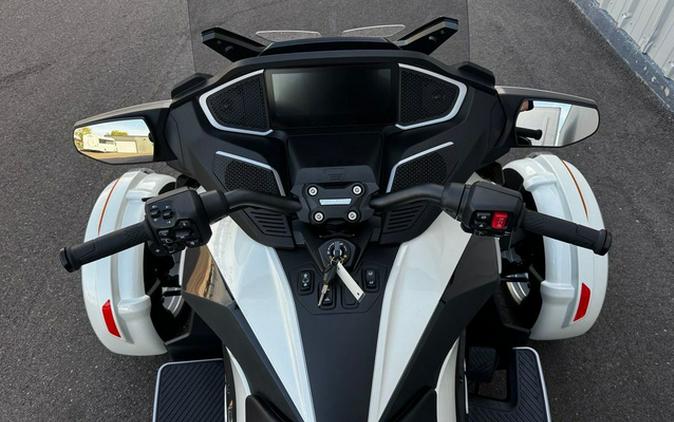 2026 Can-Am Spyder RT Limited Platine