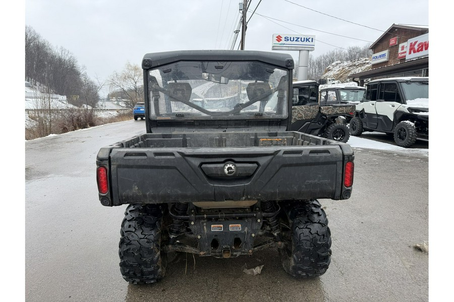 2019 Can-Am Defender HD8