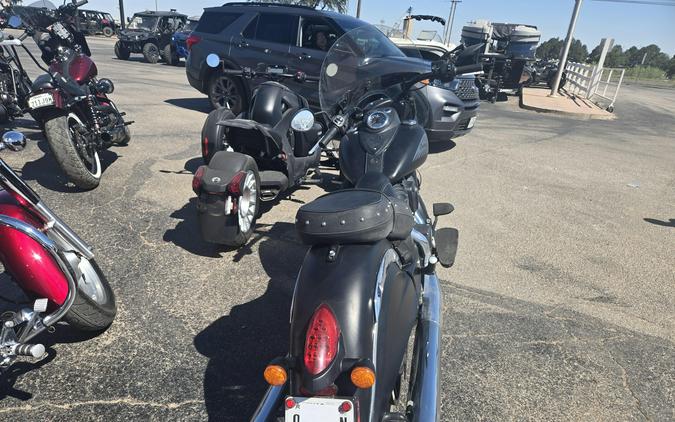 2018 INDIAN MOTORCYCLE CHIEF DARK HORSE