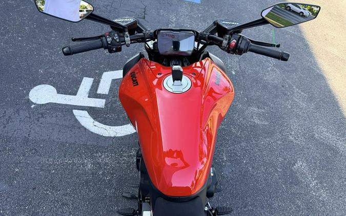 2024 Ducati Diavel V4 Red