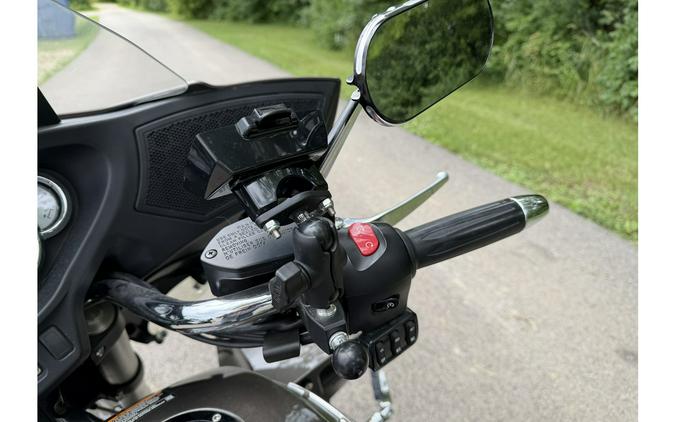 2013 CROSS COUNTRY TOUR BRONZE MIST - Victory Motorcycles