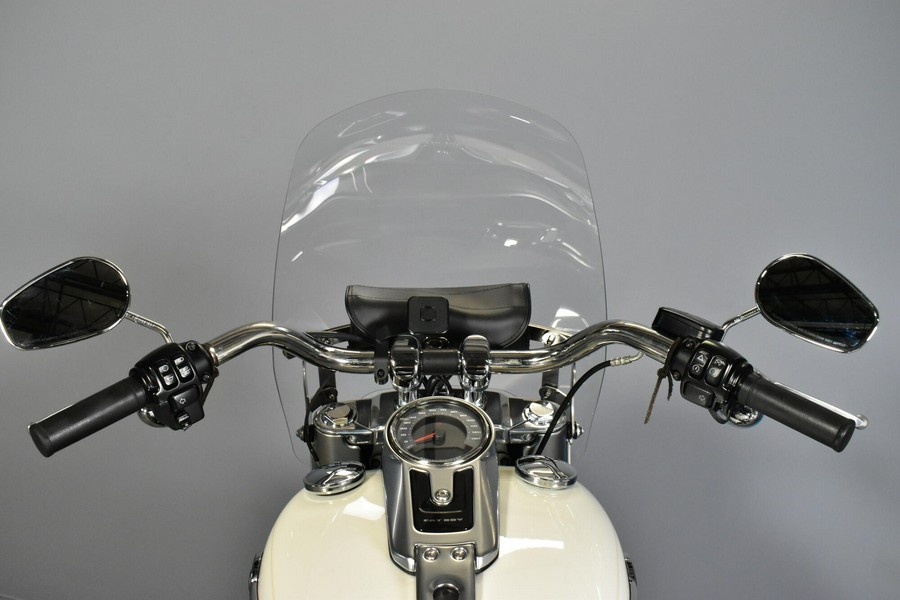 2018 Harley-Davidson Fat Boy 114 Bonneville Salt Pearl