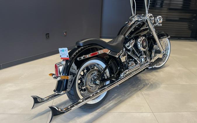 2018 Harley-Davidson Softail® Deluxe 107