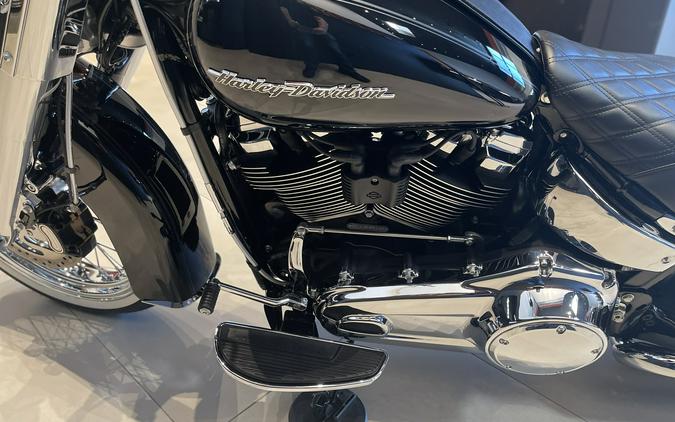 2018 Harley-Davidson Softail® Deluxe 107