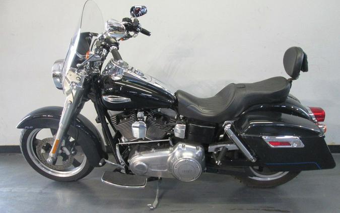 2012 Harley-Davidson® FLD - Dyna® Switchback™