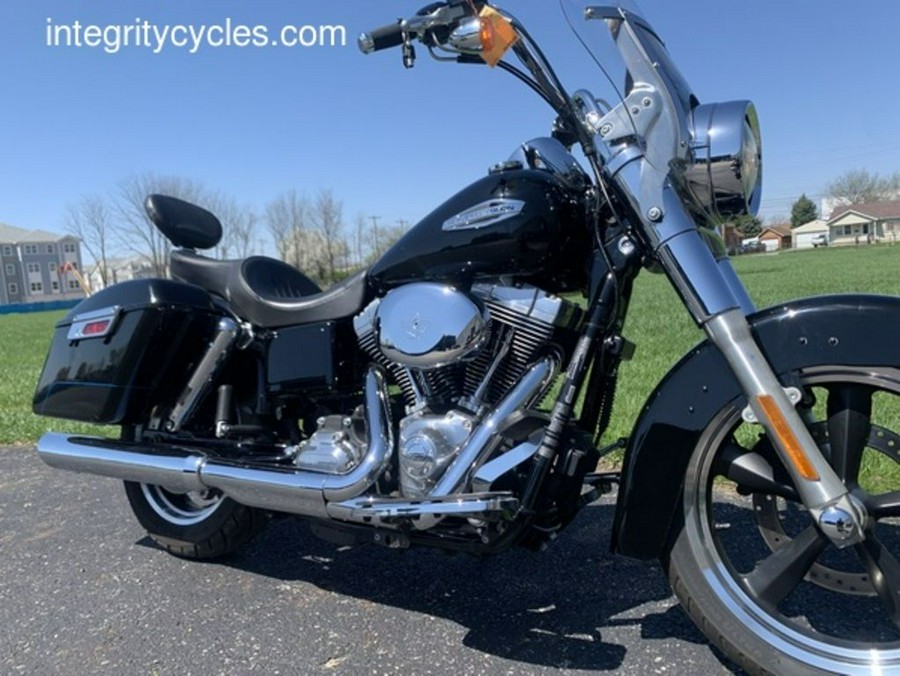 2012 Harley-Davidson® FLD - Dyna® Switchback™