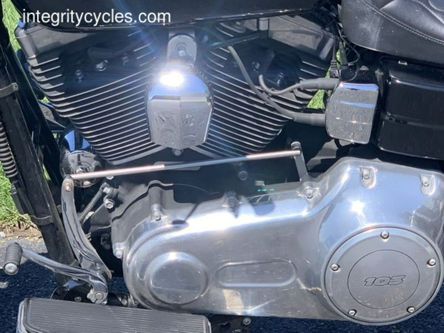 2012 Harley-Davidson® FLD - Dyna® Switchback™