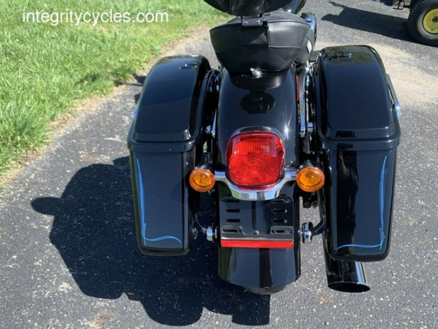 2012 Harley-Davidson® FLD - Dyna® Switchback™