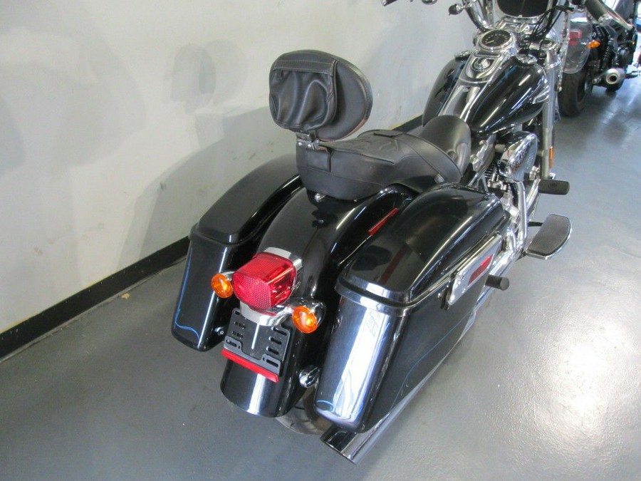 2012 Harley-Davidson® FLD - Dyna® Switchback™