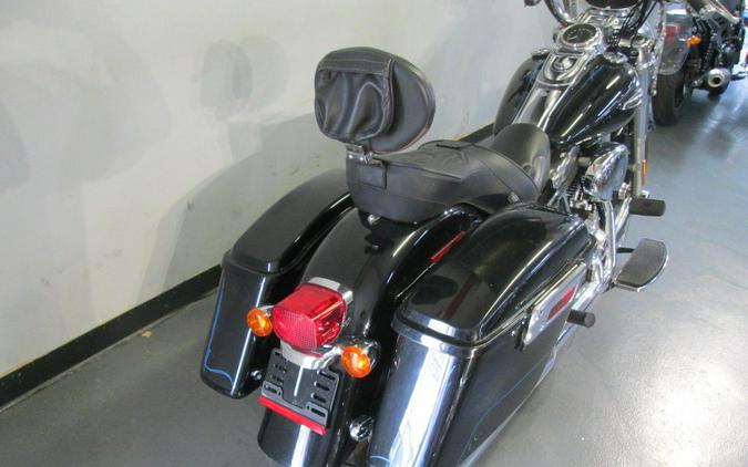 2012 Harley-Davidson® FLD - Dyna® Switchback™