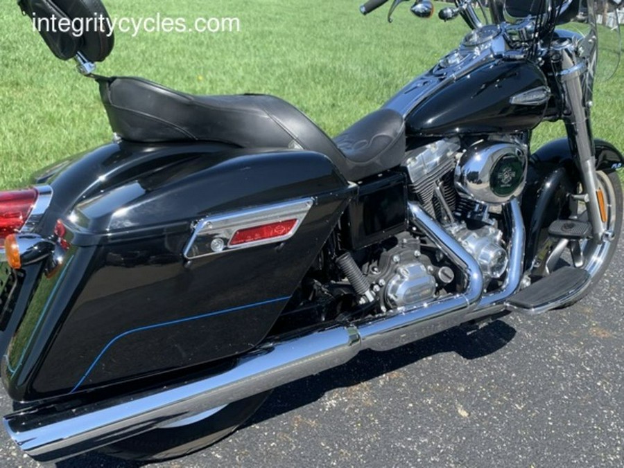 2012 Harley-Davidson® FLD - Dyna® Switchback™