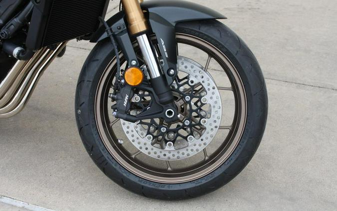 2026 Honda® CB650R E-Clutch