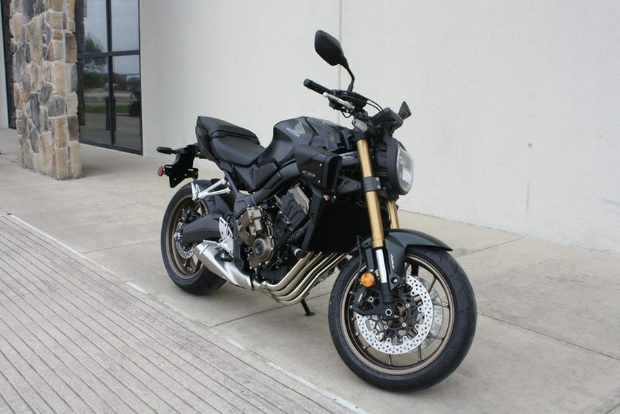 2026 Honda® CB650R E-Clutch