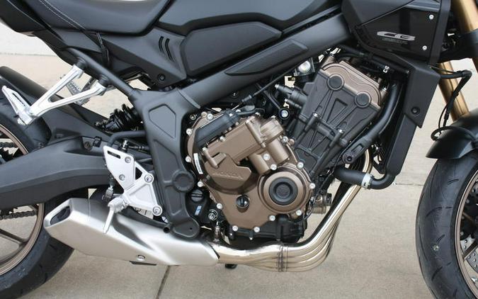2026 Honda® CB650R E-Clutch