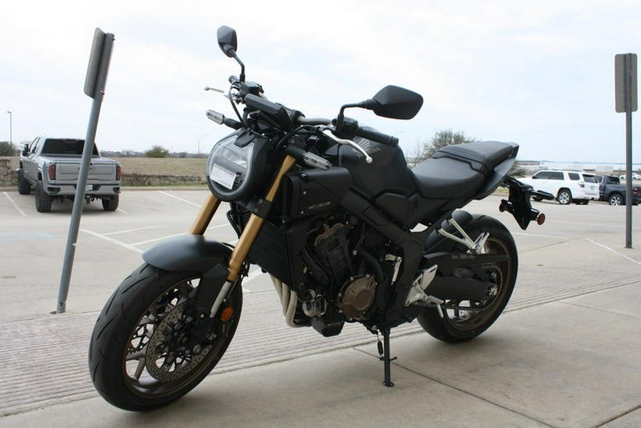 2026 Honda® CB650R E-Clutch