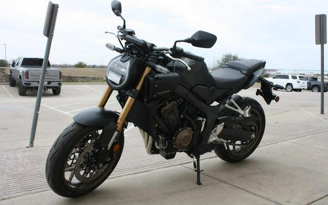 2026 Honda® CB650R E-Clutch