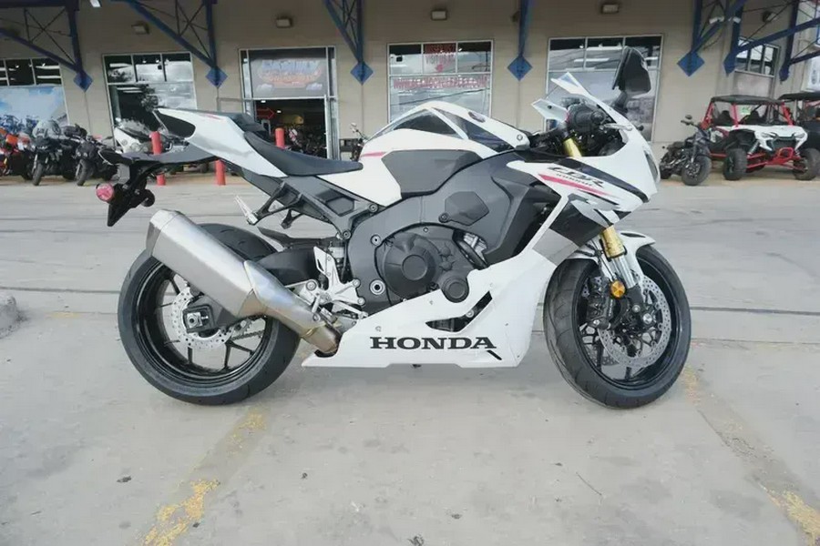2026 HONDA CBR1000RR ABS