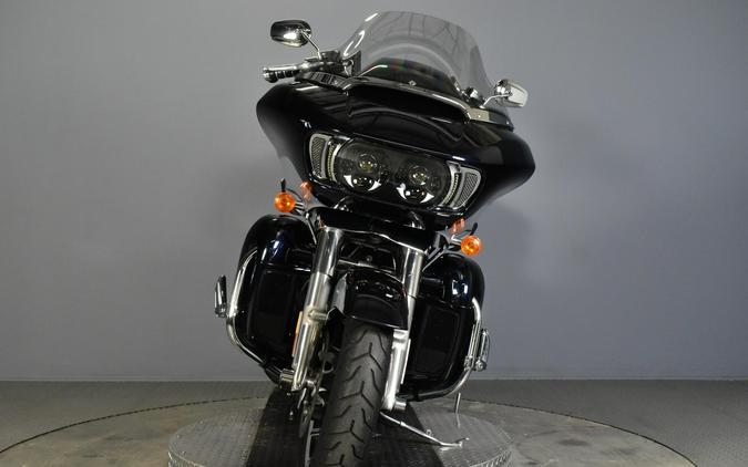 2019 Harley-Davidson Road Glide Ultra Midnight Blue/Barracuda Silver