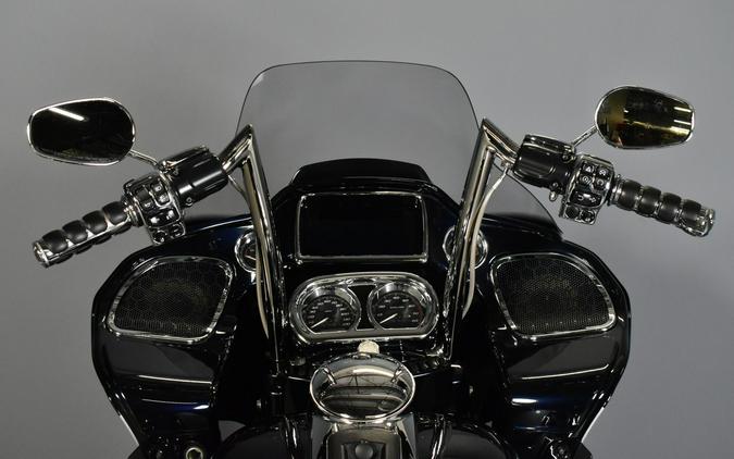 2019 Harley-Davidson Road Glide Ultra Midnight Blue/Barracuda Silver
