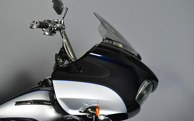 2019 Harley-Davidson Road Glide Ultra Midnight Blue/Barracuda Silver