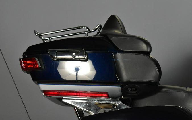 2019 Harley-Davidson Road Glide Ultra Midnight Blue/Barracuda Silver