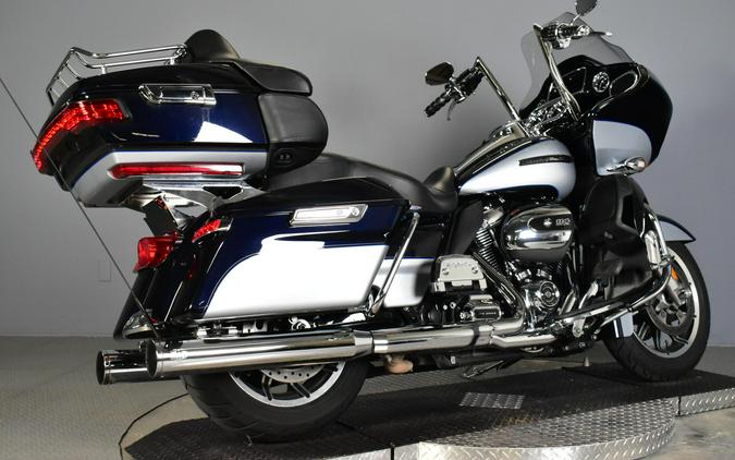 2019 Harley-Davidson Road Glide Ultra Midnight Blue/Barracuda Silver