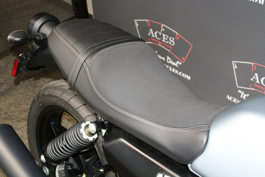 2021 Moto Guzzi V7 Stone