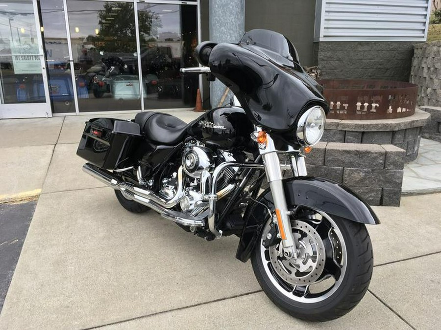 2009 Harley-Davidson® FLHX - Street Glide®