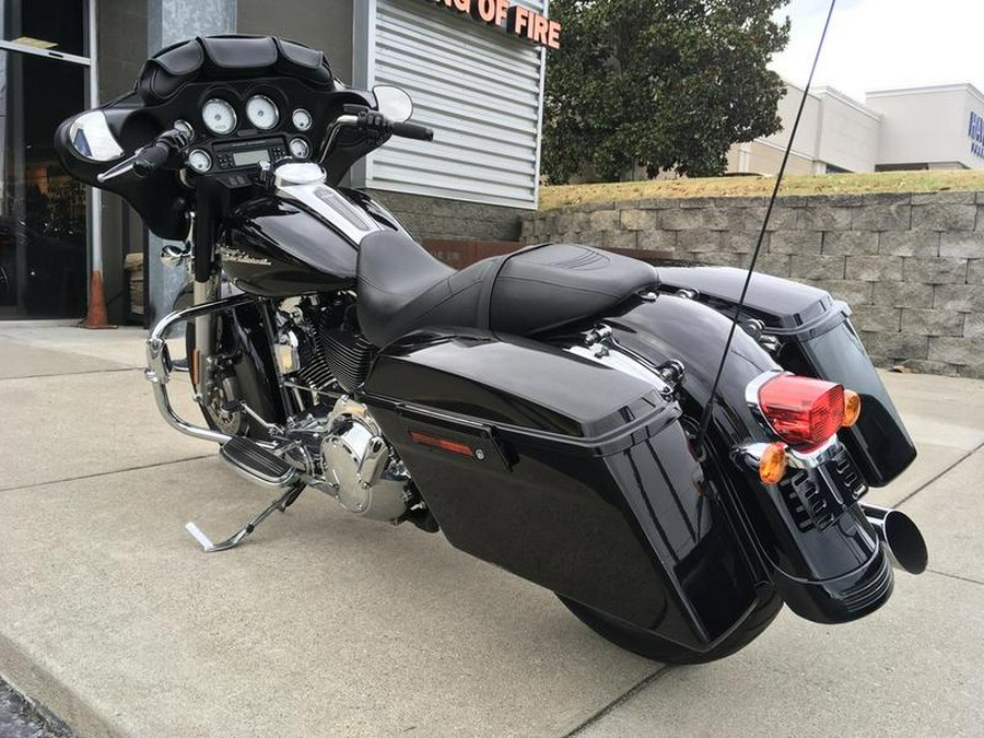 2009 Harley-Davidson® FLHX - Street Glide®