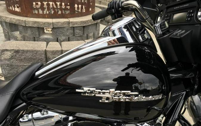 2009 Harley-Davidson® FLHX - Street Glide®