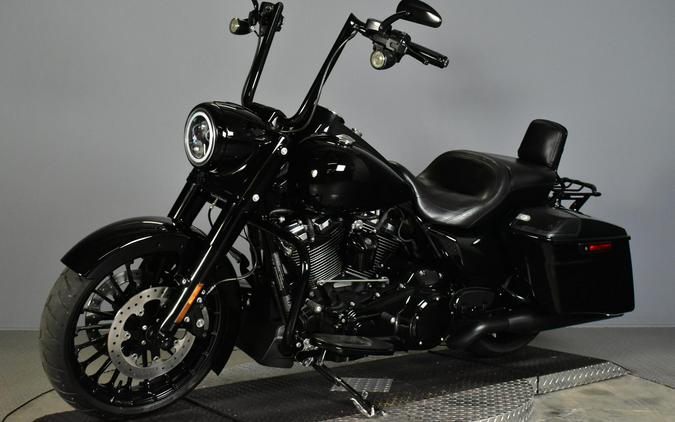 2017 Harley-Davidson Road King Special Vivid Black